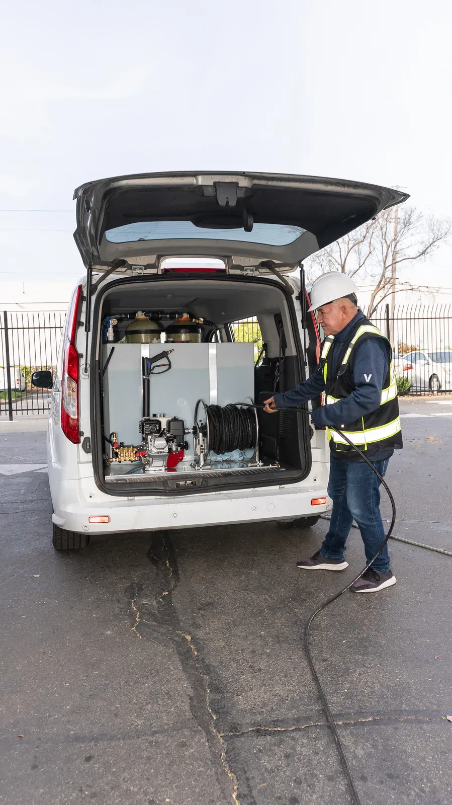 Panel Wash Pro Mobile Pure DI Water Truck Fleet